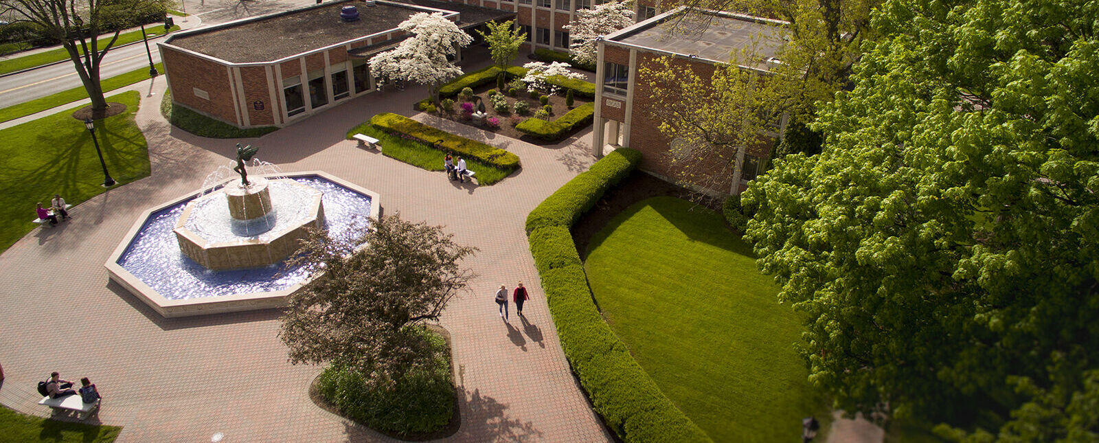 An overhead picture of the fountain and McGraw Hall