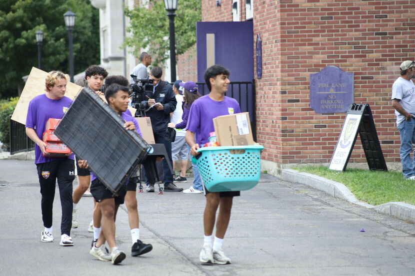Move-In Monday: EC Pack List