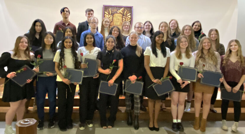 Twenty-Seven Elmira College Students Inducted Into Tri-Beta Honor Society
